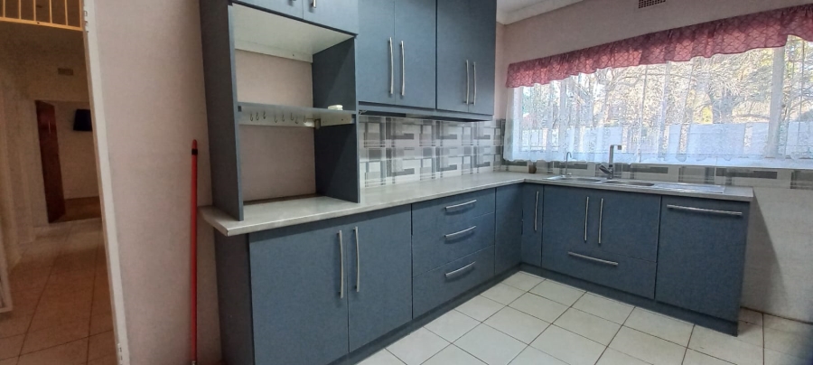3 Bedroom Property for Sale in Songloed North West